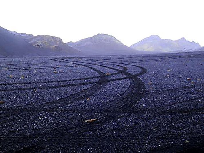 Markmið átaksins er að draga úr náttúruspjöllum af völdum utanvegaakstri. Lagt verður í aukna vinnu á næstu árum til að sporna gegn akstri utan vega.