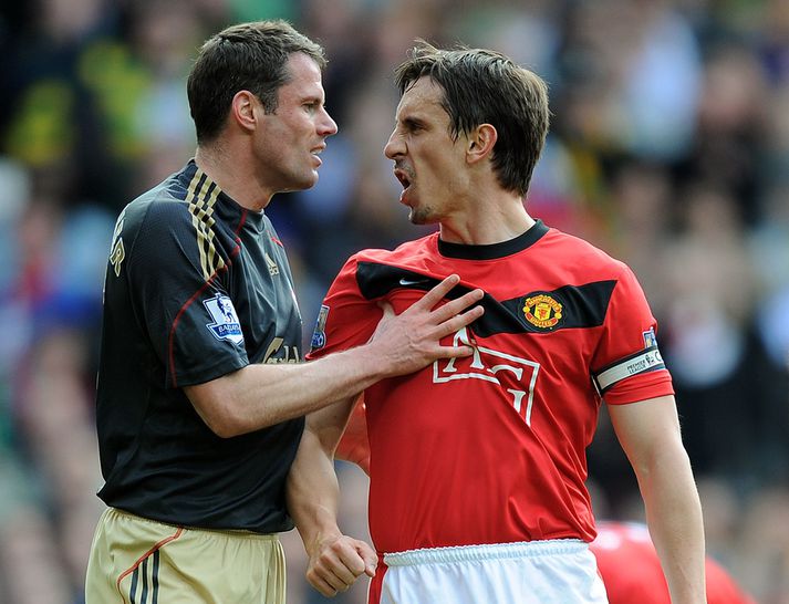 Jamie Carragher og Gary Neville elduðu oft saman grátt silfur meðan þeir voru leikmenn, og gera það enn sem sjónvarpsmenn.