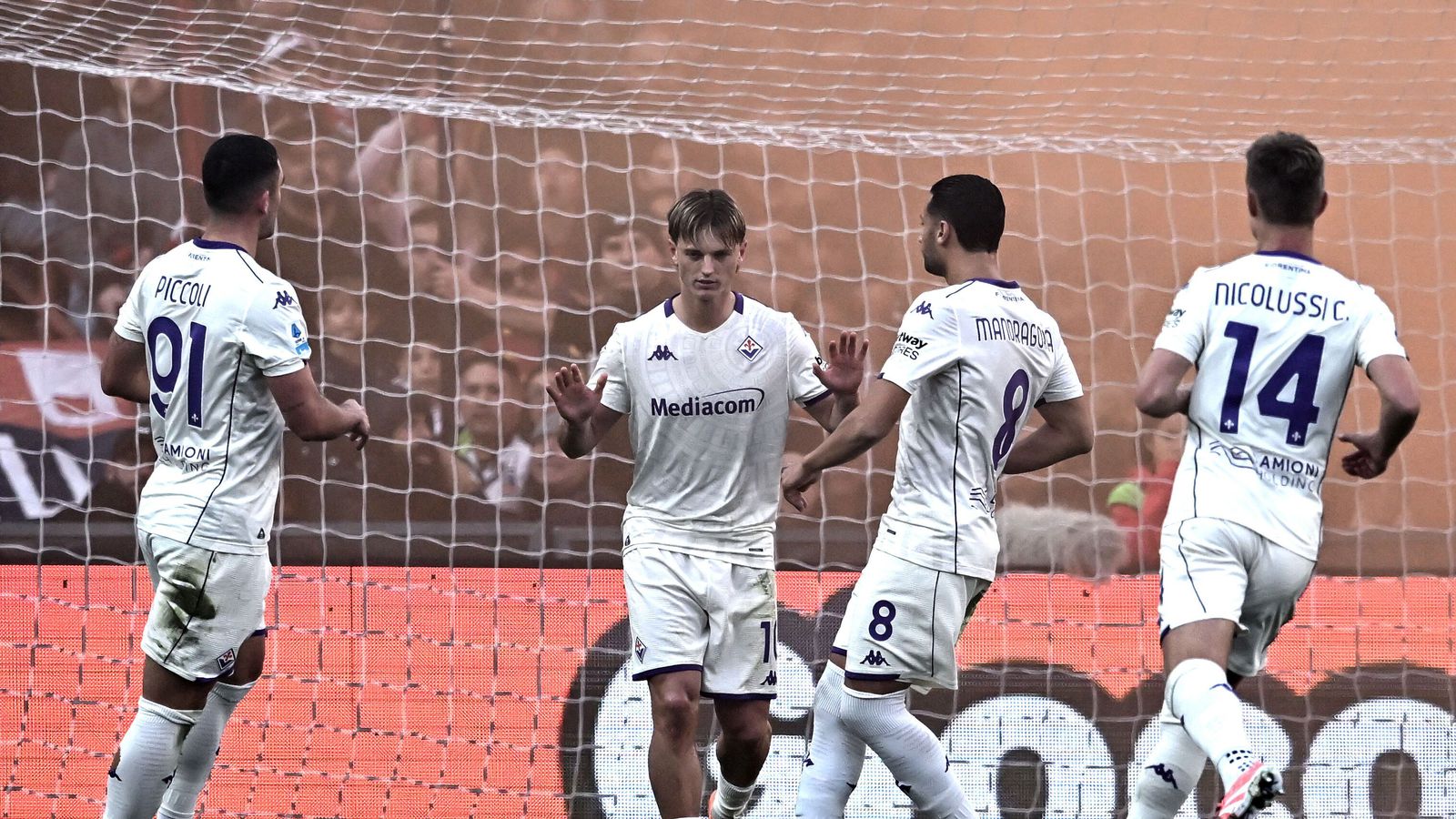 Albert skoraði en Fiorentina enn án sigurs og á botninum