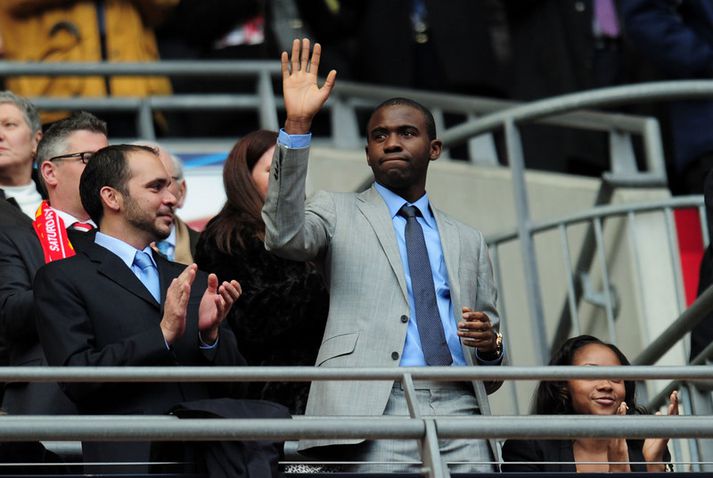 Fabrice Muamba fékk hjartaáfall í leik Bolton gegn Tottenham í ensku úrvalsdeildinni í mars á þessu ári.