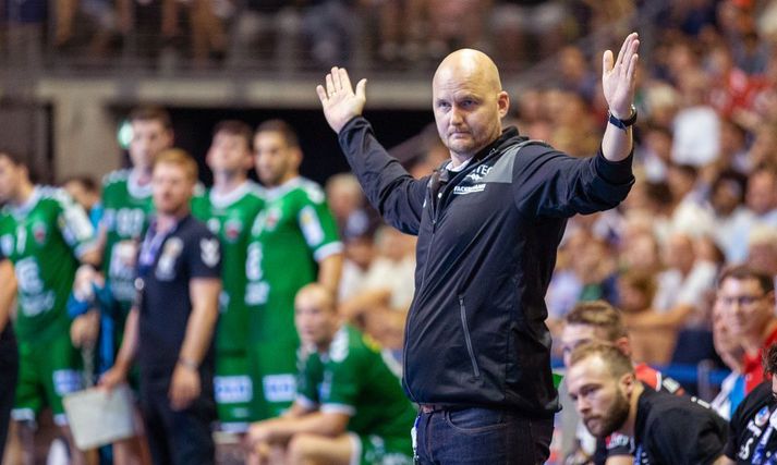 Aðalsteinn Eyjólfsson og lærisveinar hans í Kadetten eru á góðu skriði í Evrópudeildinni í handbolta.