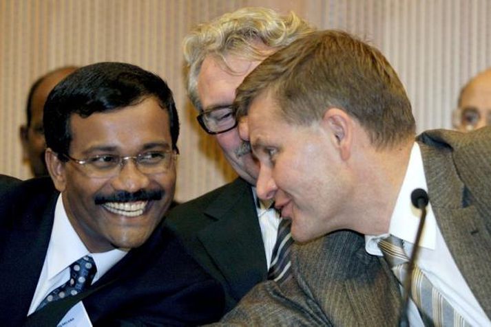 S.P. Tamilselvan og Erik Solheim, í Sviss.