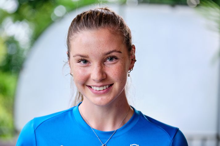Karólína Lea Vilhjálmsdóttir er stödd með íslenska landsliðinu á EM í Sviss þar sem að Ísland spilar sinn fyrsta leik gegn Finnlandi á miðvikudaginn kemur.