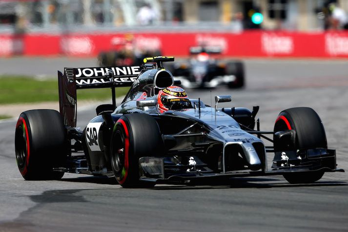 Kevin Magnussen í McLaren bíl sínum.