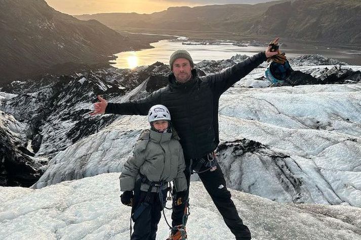 Stórleikarinn Chris Hemsworth átti ævintýralega daga með dóttur sinni.