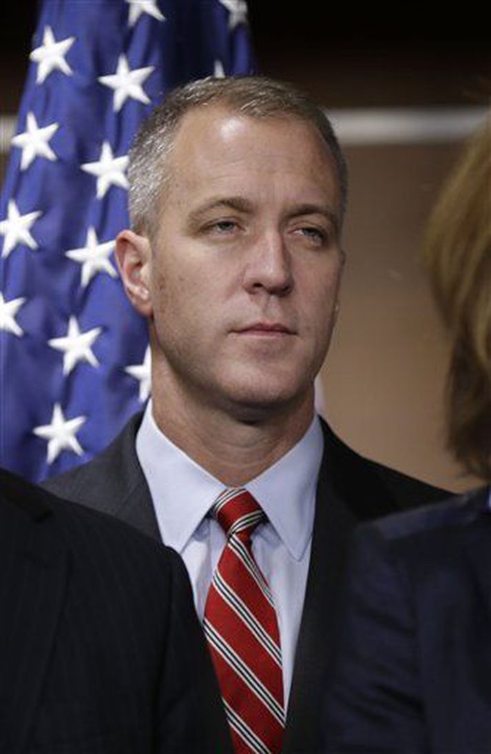 Sean Patrick Maloney varð við ósk dóttur sinnar.
