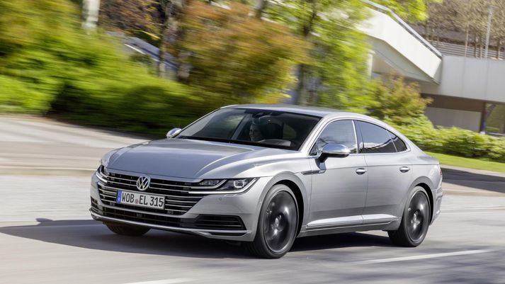 Volkswagen Arteon verður í boði með 404 hestafla vél.