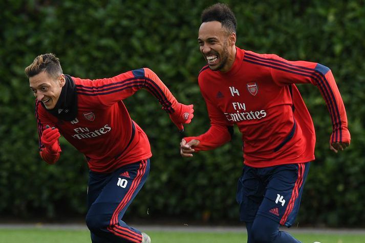 Mesut Özil og Pierre-Emerick Aubameyang fá mjög vel borgað hjá Arsenal.