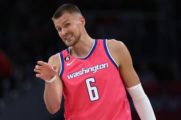 Boston verður fjórða liðið sem Porziņģis spilar fyrir í NBA.