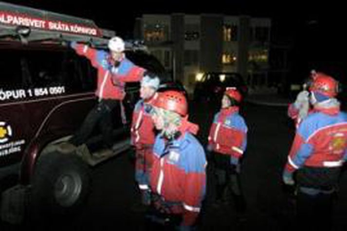 Björgunarsveitarmenn að störfum í Kópavogi. Myndin er úr myndasafni.