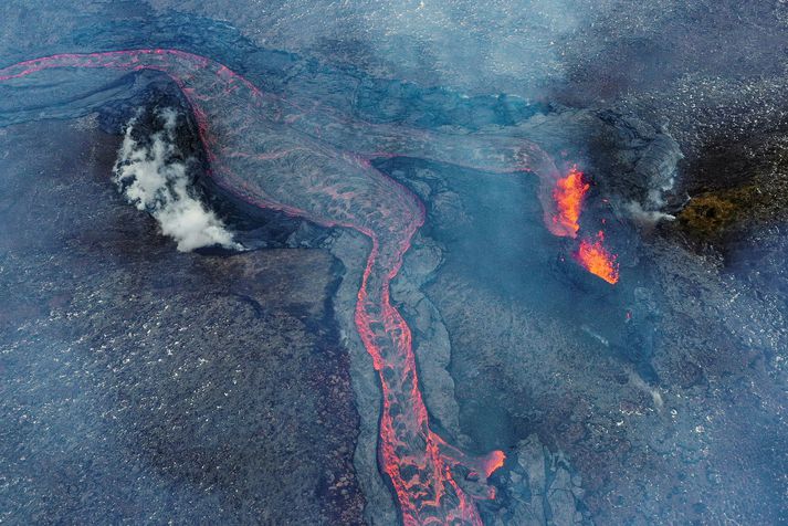 Frá eldgosinu á Reykjanesi. Gasmengun geur verið töluverð og miðað við veðurspár gæti hún aukist síðdegis.