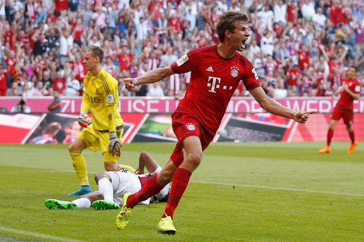 Thomas Müller fagnar hér einu af mörkum sínum gegn Leverkusen.