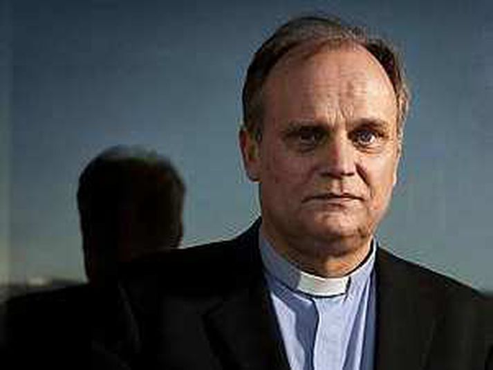 Sr. Vigfús Árnason er prestur í Grafarvogskirkju.