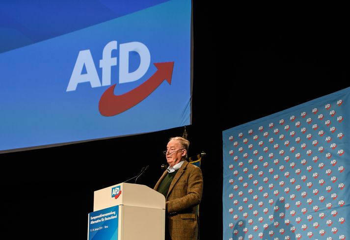 Alexander Gauland í pontu á flokksþingi AfD í dag.