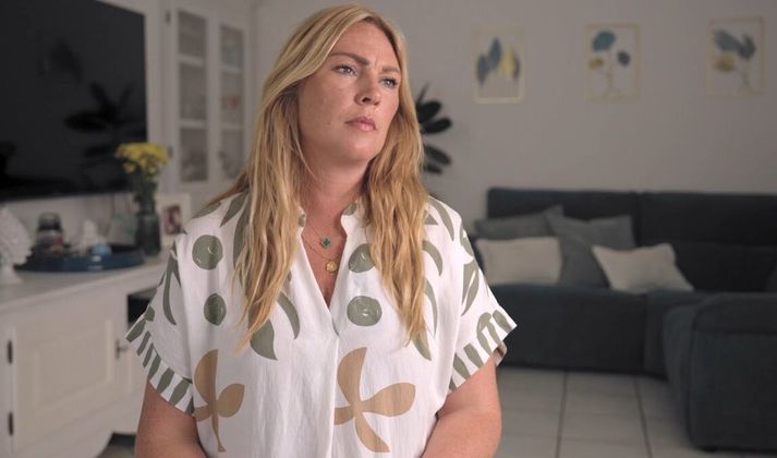 Ásta fór til Ítalíu og settist þar að.