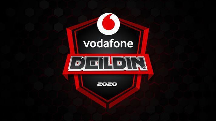 Vodafone deildin heldur áfram í kvöld.