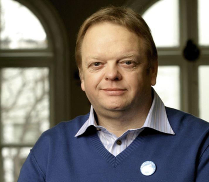 Grétar Mar getur fengið kjölfat leigð hjá Herrafataverzlun Kormáks og Skjaldar. Hann getur einnig fengið leigða ermahnappa með íslenska fánanum.