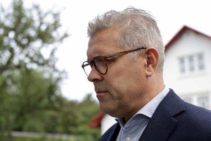 Bjarni Benediktsson, formaður Sjálfstæðisflokksins segir það afstöðu flokksins að banna ekki hvalveiðar.