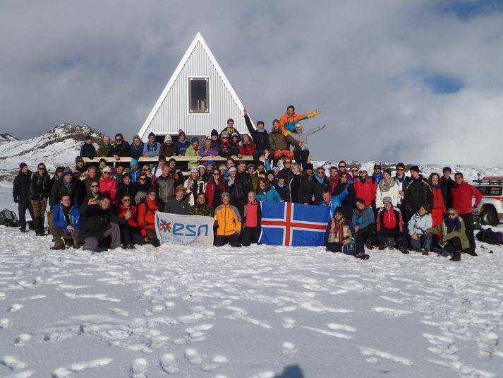 Skiptinemar sem stunda nám á Íslandi fóru í Þórsmörk og gengur Fimmvörðuháls.