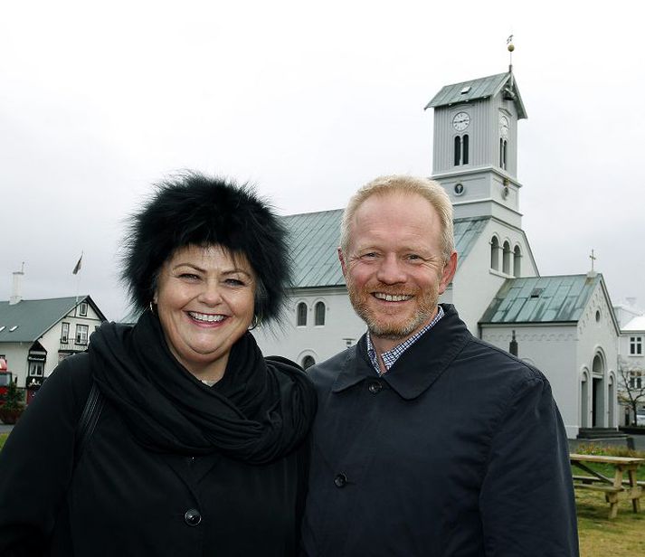 Bjarni og Jóna Hrönn eru bæði prestar og hafa starfað saman innan þjóðkirkjunnar í tæp þrjátíu ár.