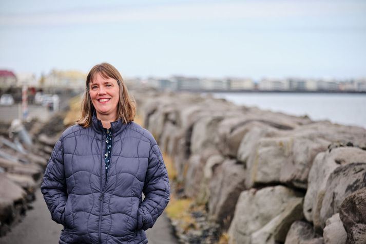 Sigþrúður Gunnarsdóttir, framkvæmdastjóri Forlagsins, finnst gott að fara hægt inn í daginn; fara í morgunsturtu eins og Trölli (þessi sem stal jólunum), skruna fjölmiðlana á netinu, svara fyrstu tölvupóstunum og hjóla síðna á eldingarhraða í vinnuna.