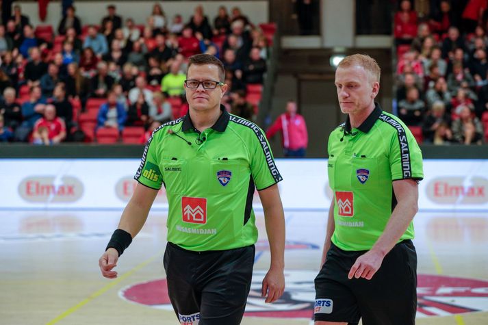 Jónas Elíasson og Anton Gylfi Pálsson mynda fremsta dómarapar Íslands.