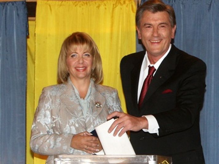 Forsetahjónin kjósa í kosningunum í dag.