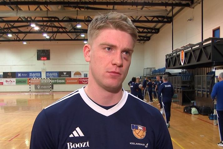 Haukur fékk einn á kjammann um síðustu helgi en er klár í slaginn.