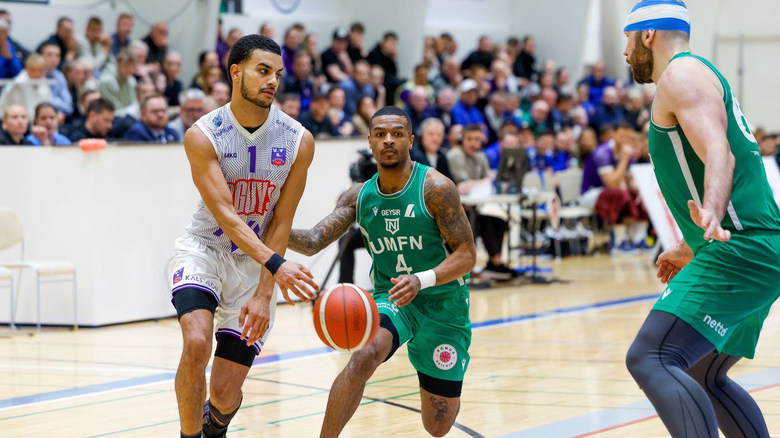 Njarð­vík - Álfta­nes | Bæði lið í harðri bar­áttu um sæti í úr­slita­keppninni