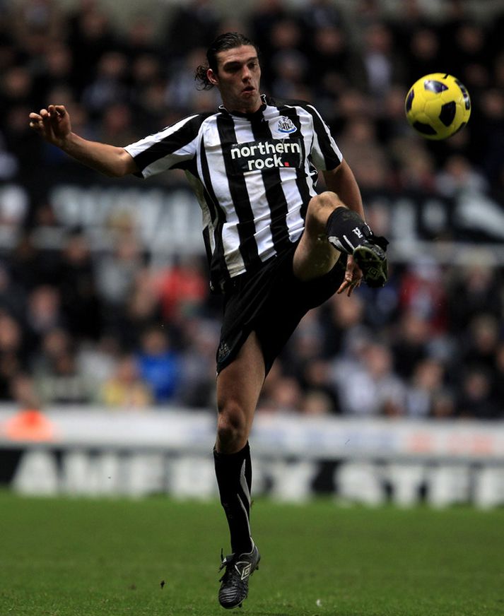 Andy Carroll framherji Newcastle.