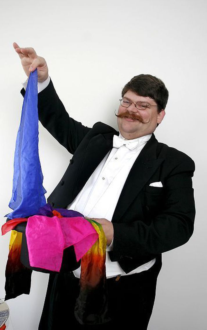 Jón Víðis er á meðal þeirra er koma fram í Salnum annað kvöld. 