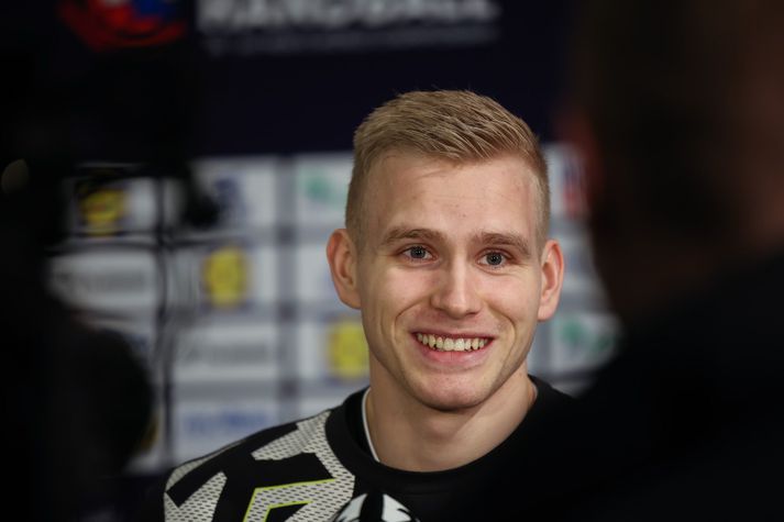 Elliði Snær Viðarsson hefur átt betri daga en þegar Ísland tapaði fyrir Ungverjum. 