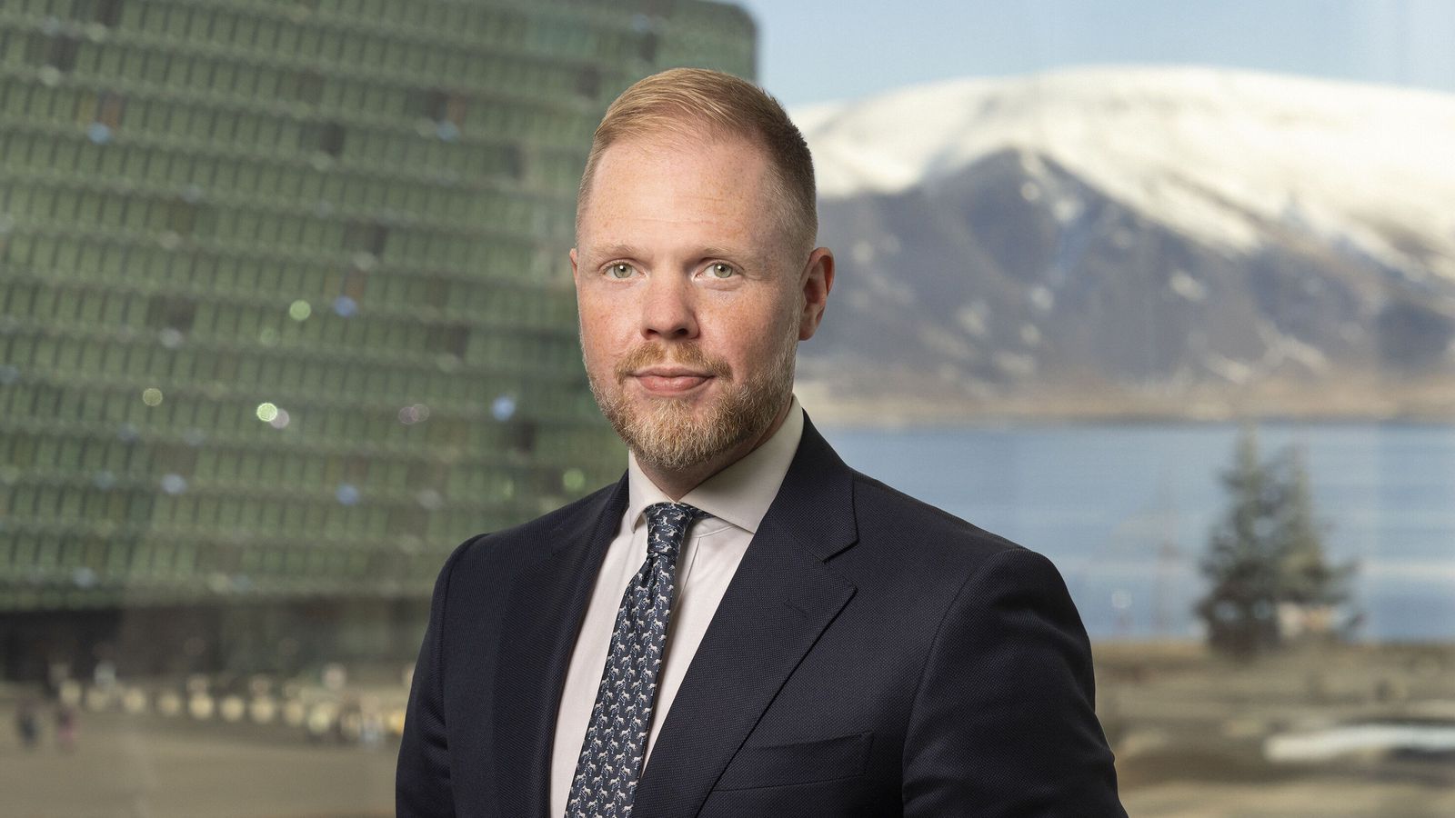 Ágúst til ADVEL