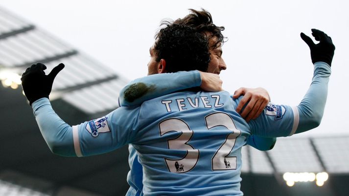 Carlos Tevez lék númer 32 hjá City en gerir það ekki lengur.