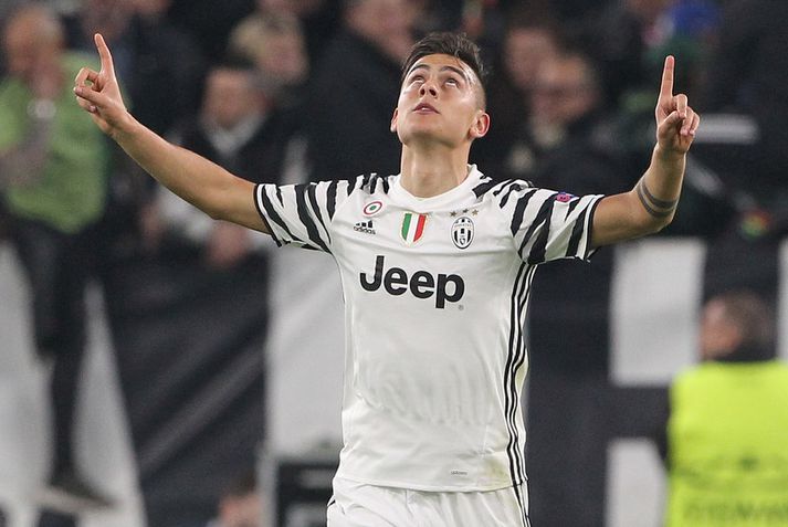 Paulo Dybala fagnar marki sínu.