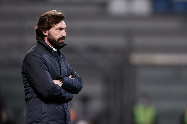 Andrea Pirlo hefur nú tvívegis verið rekinn á annars stuttum þjálfaraferli sínum.