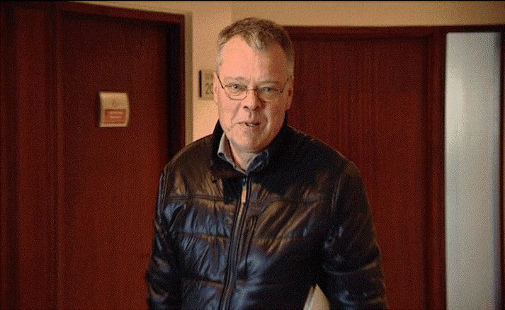 Þorsteinn við þingfestingu málsins.