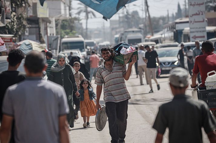 Nú er stóra spurningin hvort Ísraelar láta af árásum sínum og Hamas láti gíslana lausa.