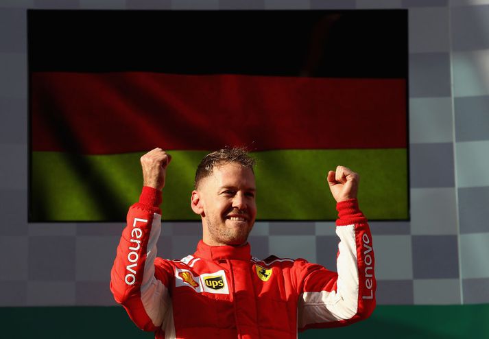 Sebastian Vettel fagnar.