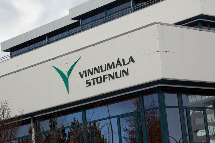 Í yfirlýsingu frá Vinnumálastofnun segir að stofnunin hafi enga afstöðu tekið til málaferla Eflingar gegn Eldum rétt og Menn í vinnu.