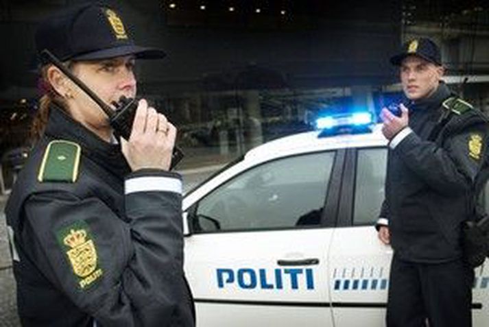 Íslendingurinn var stunginn og rændur.