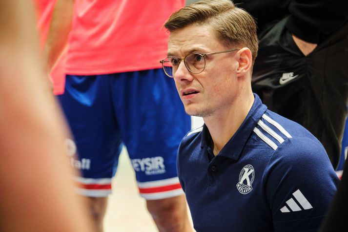 Daníel Guðni Guðmundsson, þjálfari karlaliðs Keflavíkur í körfubolta er spenntur fyrir Suðurnesjaslag kvöldsins gegn Grindavík í Bónus deild karla í körfubolta