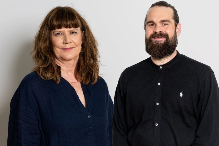 Hugarafl eru frjáls og óháð félagasamtök í grasrót geðheilbrigðismála sem hafa frá upphafi unnið á jafningjagrunni, með mannlega nálgun og trú á að fólk geti náð bata. Auður Axelsdóttir iðjuþjálfi er framkvæmdarstjóri Hugarafls og Grétar Björnsson er fræðslu- og stuðningsfulltrúi Hugarafls og varaformaður framkvæmdarstjórnar félagsins.