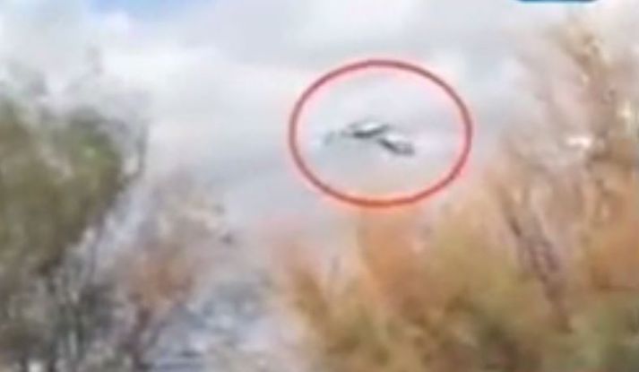 Þyrlurnar rákust saman á flugi.