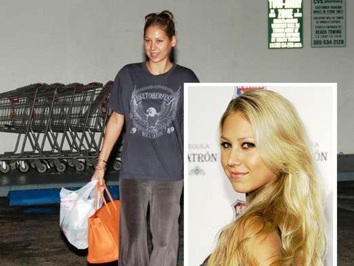 Anna Kournikova.