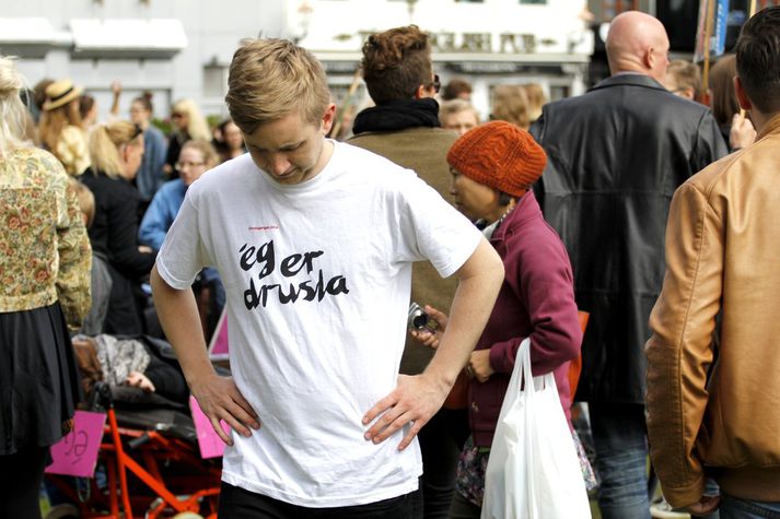 Þolendum reynist oft erfitt að gróa eftir nauðgun eða annað kynferðisbrot því viðurkenningu skortir á brotinu. Unnur Brá vill auðvelda þessa viðurkenningu í kerfinu.