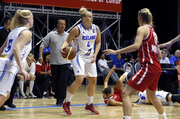 Helena Sverrisdóttir var nálægt þrennunni í dag með 21 stig, 7 fráköst og 7 stoðsendingar. 