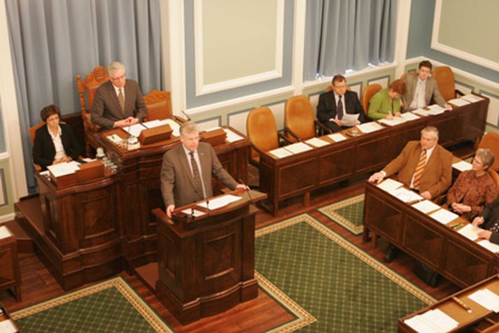 Fjárlagafrumvarpið var samþykkt nú undir kvöld.