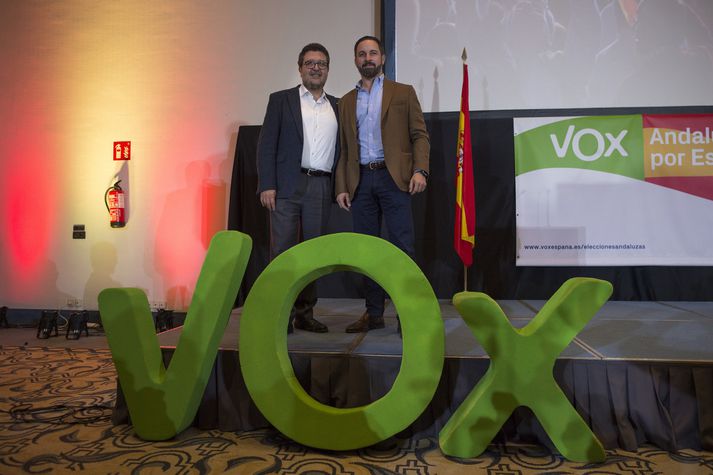 Santiago Abascal og Francisco Serrano, leiðtogar Vox.