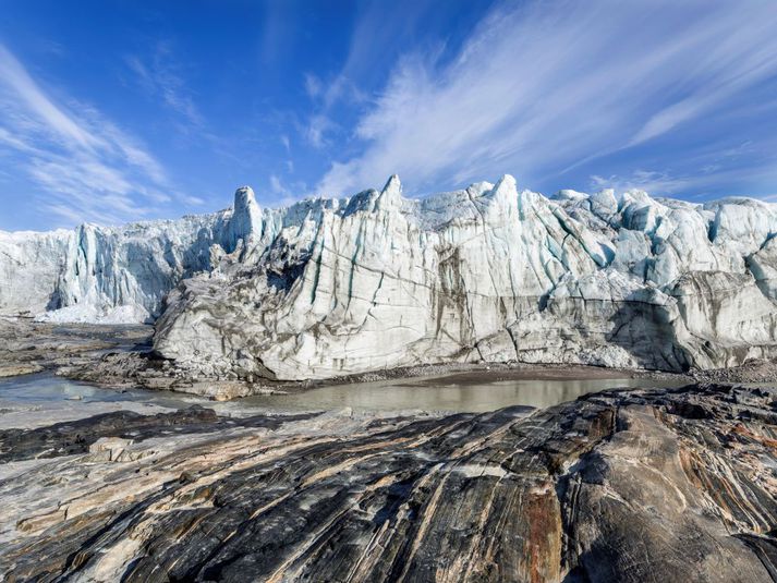 Jaðar Russell-jökulsins nærri Kangerlussuaq á Vestur-Grænlandi. Bráðnun jökulsins hefur stóraukist á þessari öld.